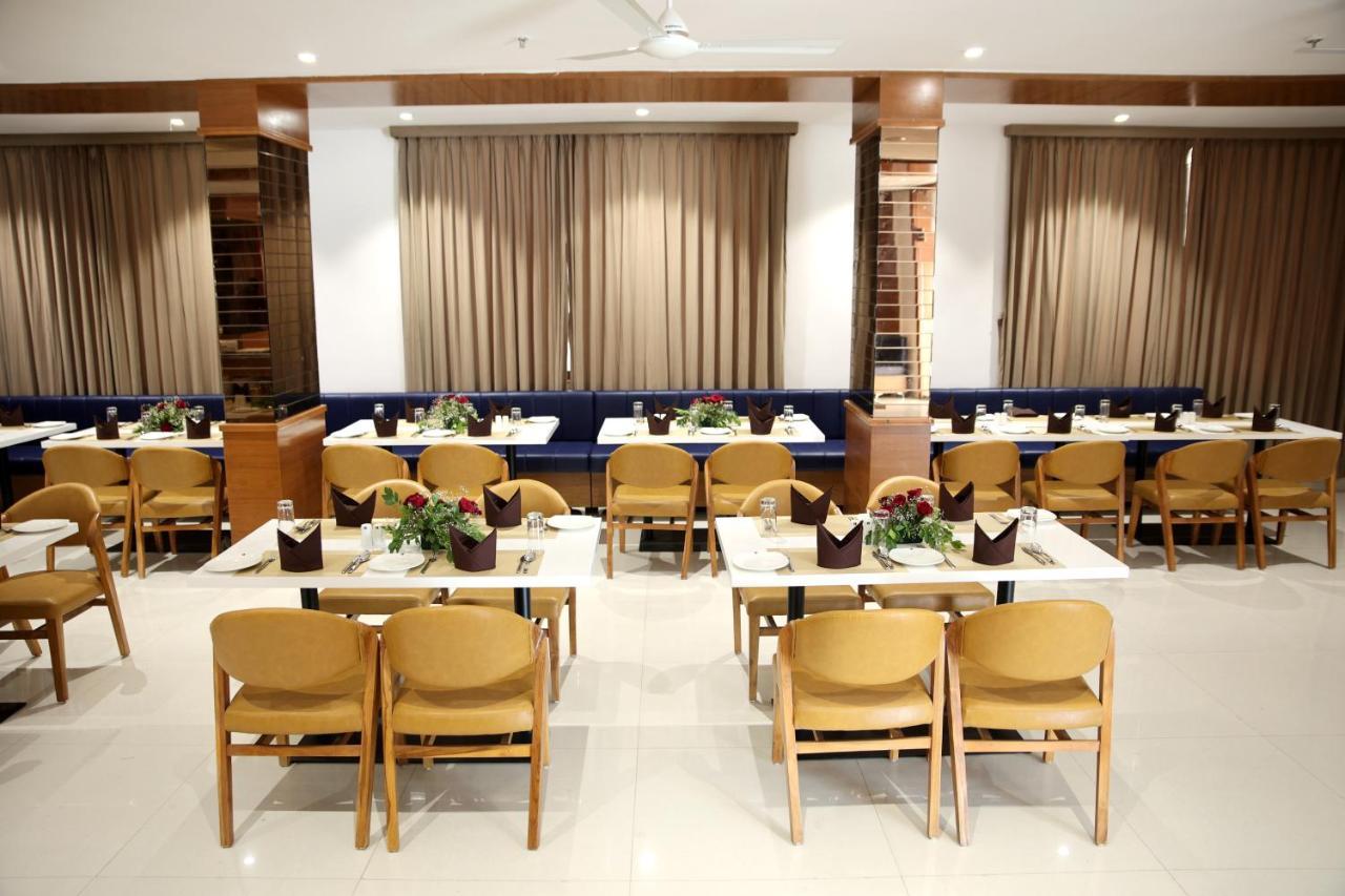 Lords Eco Inn, Ambaji Exterior photo