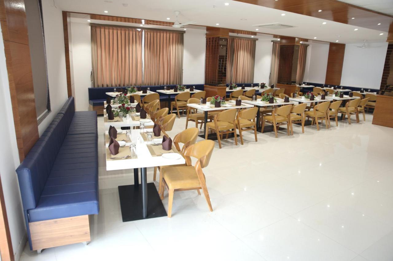 Lords Eco Inn, Ambaji Exterior photo