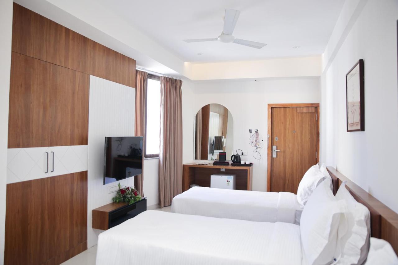 Lords Eco Inn, Ambaji Exterior photo