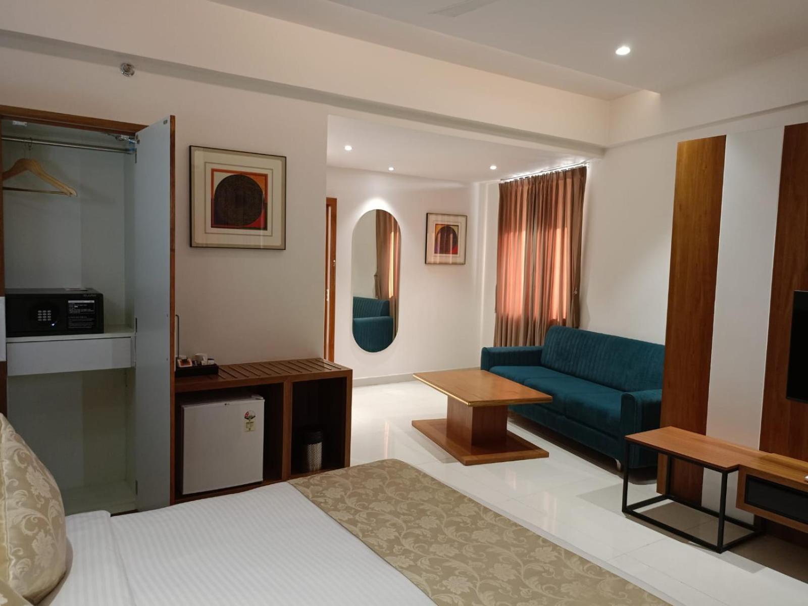 Lords Eco Inn, Ambaji Exterior photo