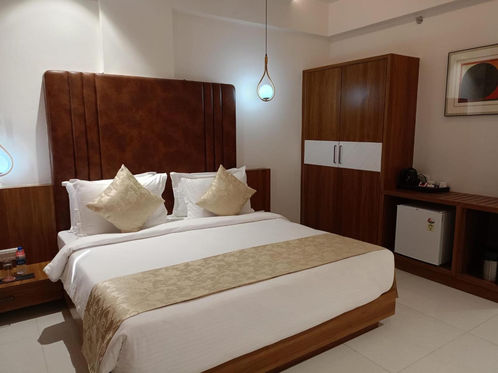 Lords Eco Inn, Ambaji Exterior photo