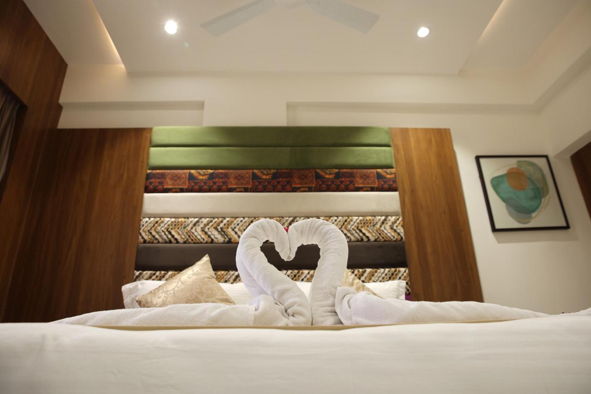 Lords Eco Inn, Ambaji Exterior photo